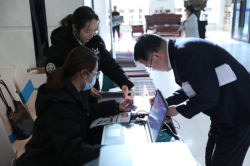 吳起縣圖書館 服務兩會展現新作為，文旅融合助推信息咨詢新篇章